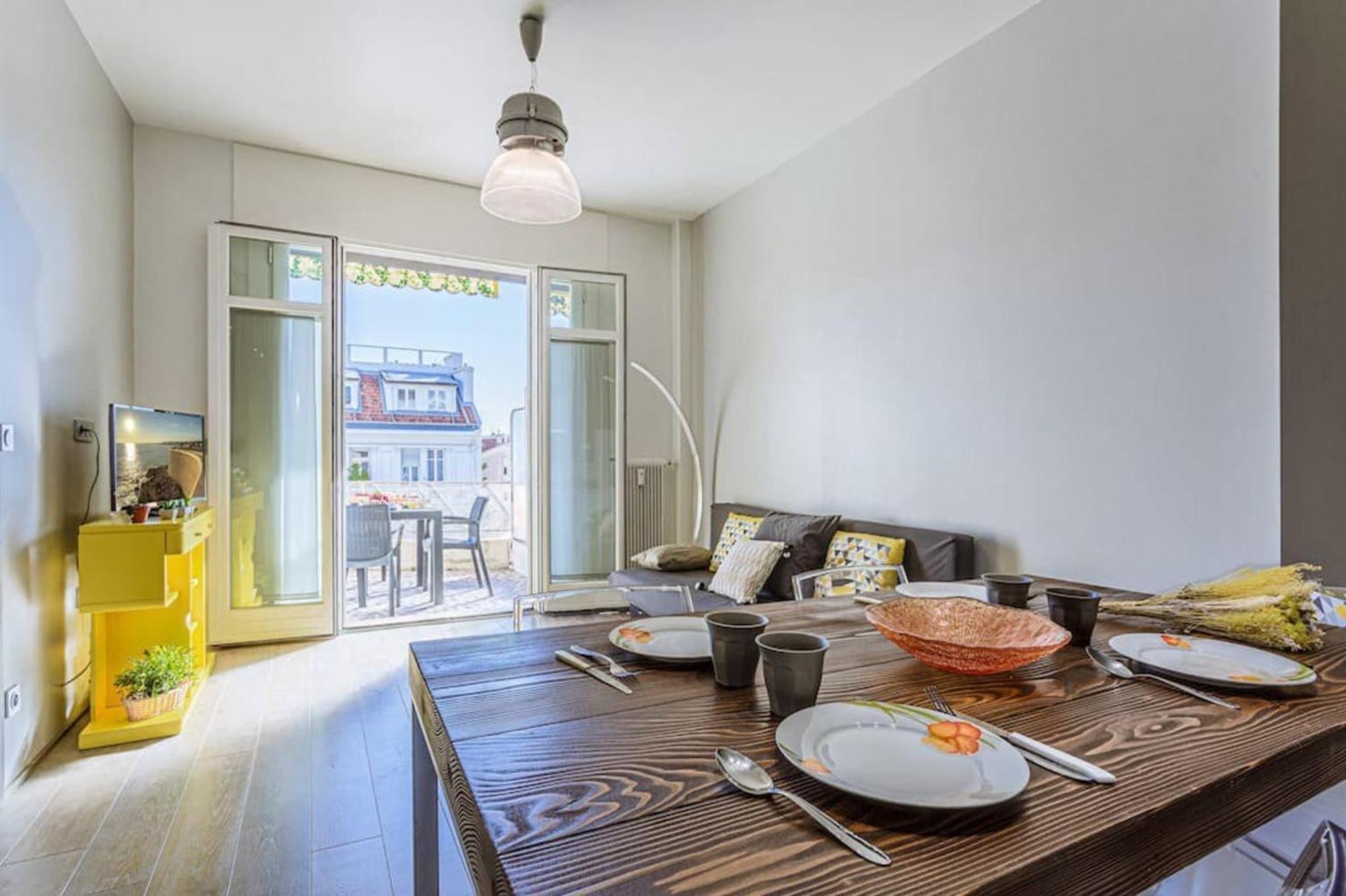 Fleurs 22 - City Center - Modern W Terrace Niza Exterior foto
