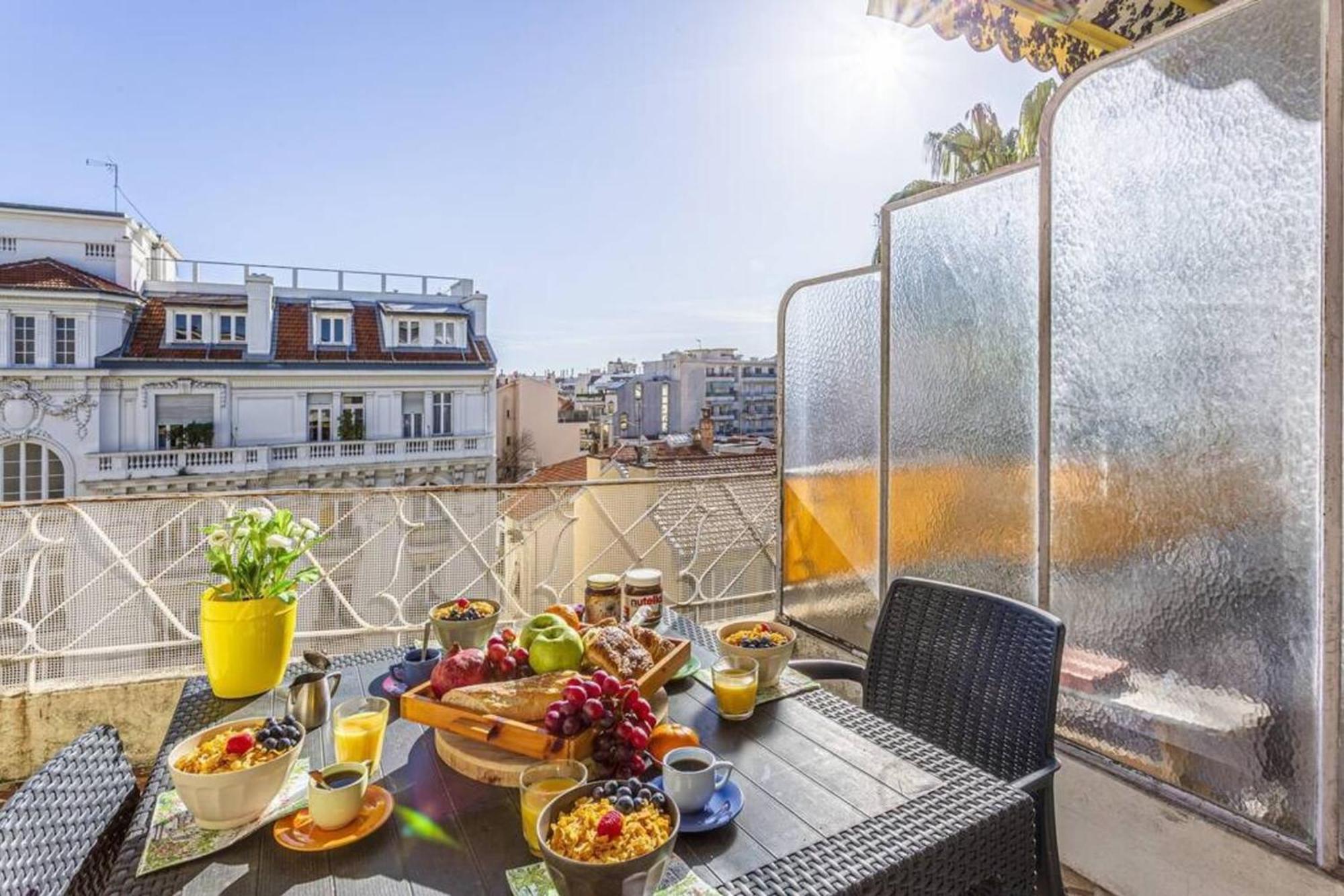 Fleurs 22 - City Center - Modern W Terrace Niza Exterior foto